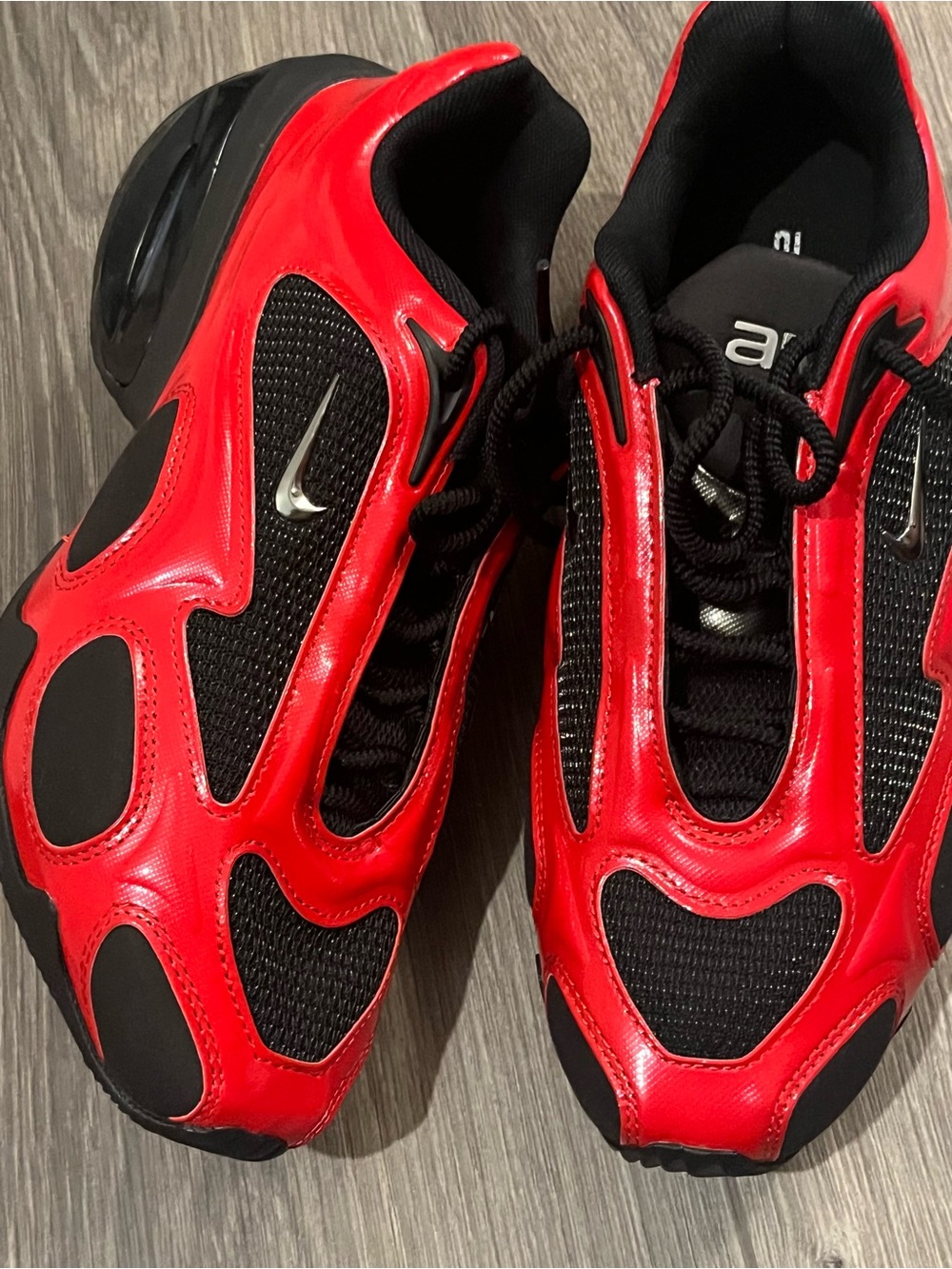 Nike Air Max Muse Womens Sz 8.5
University Red Metallic Silver Black
FV1920 603